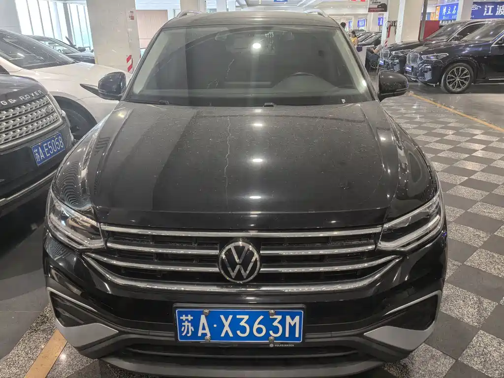 Купить Volkswagen Tiguan L