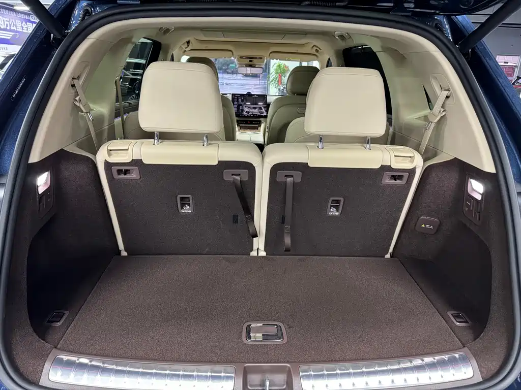 AITO ASK THE WORLD M7