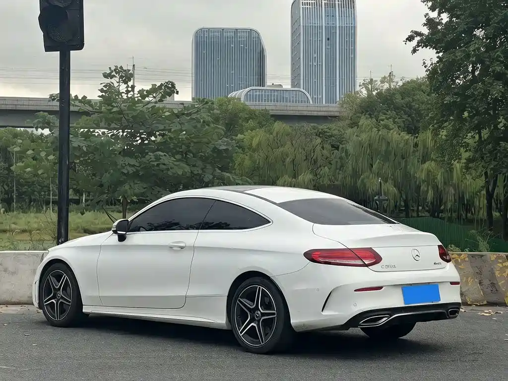 Mercedes-Benz C-Class (Import) — миниатюра 7