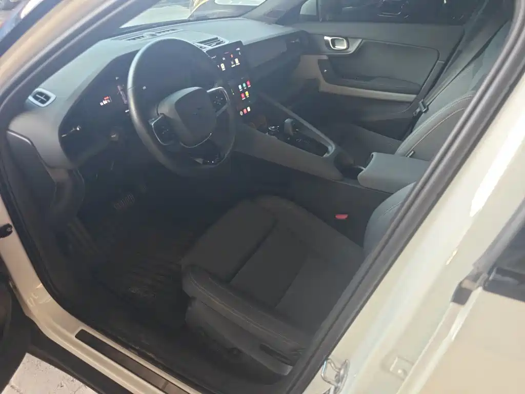 Polestar Polestar 2 — миниатюра 12