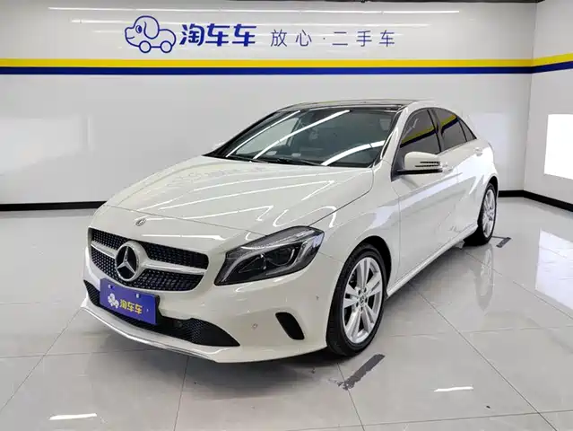 MERCEDES-BENZ  A CLASS 2018