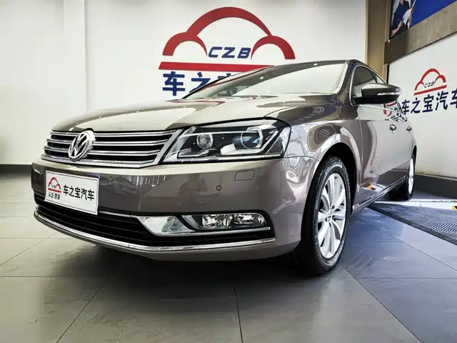 VOLKSWAGEN MAGOTAN 2016