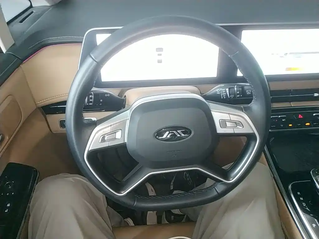 JAC Refine Refine RF8 PHEV — миниатюра 11