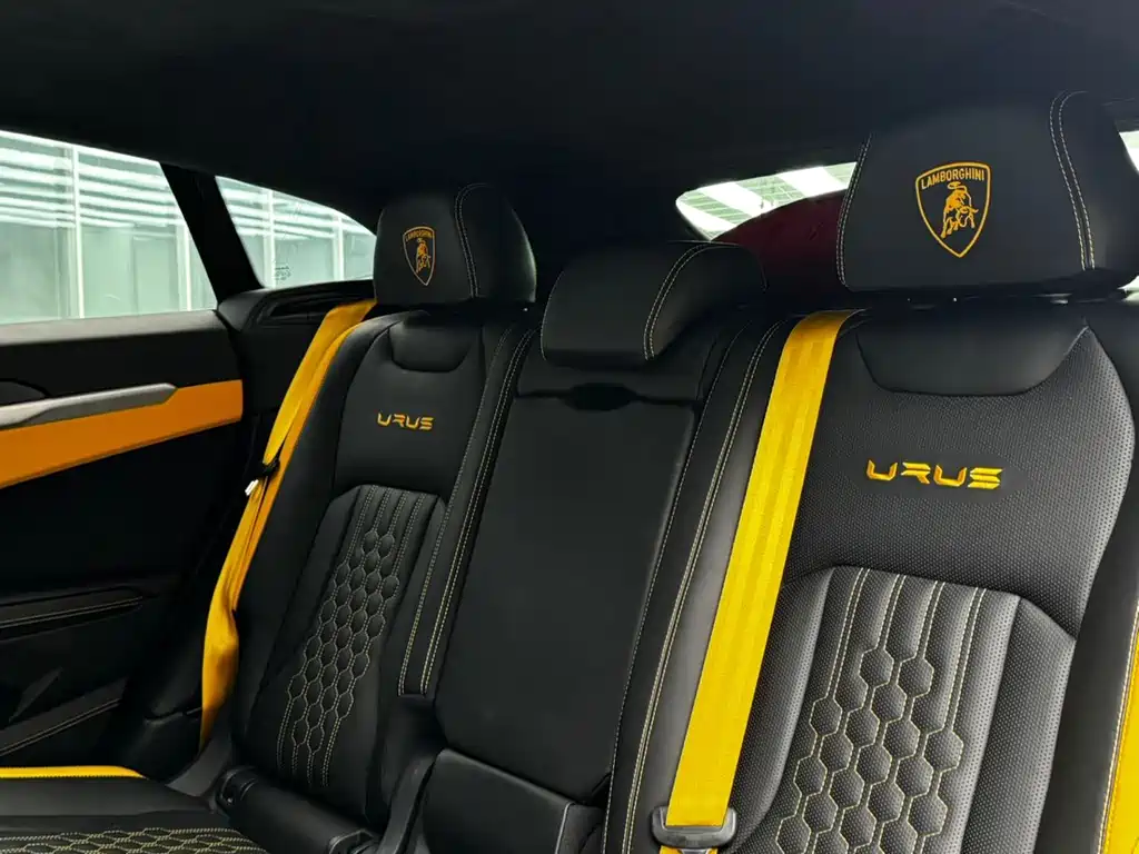 Lamborghini Urus — миниатюра 8