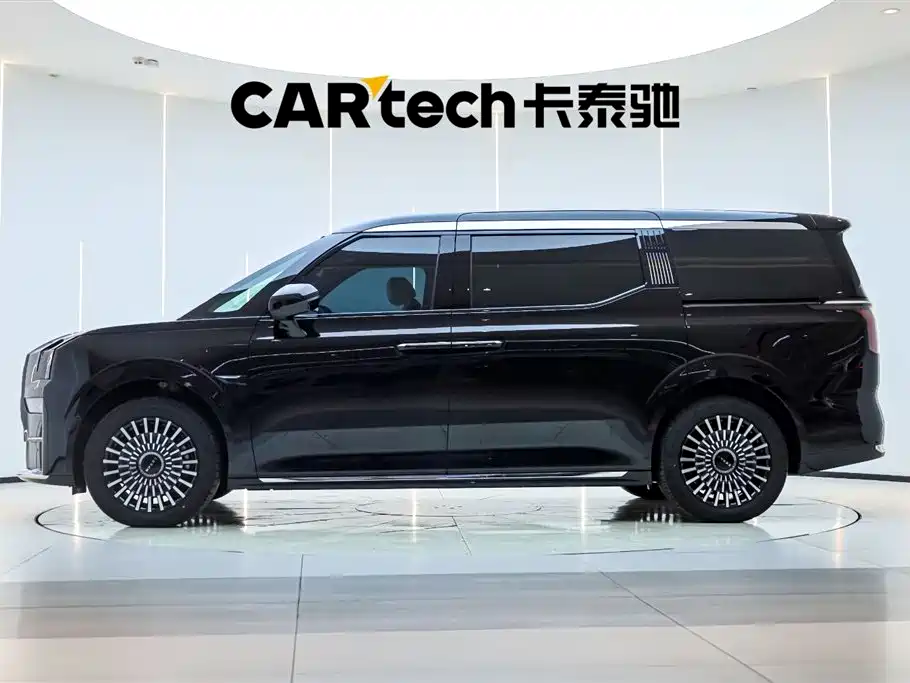 Zeekr 009 2024 мест Executive 108kWh