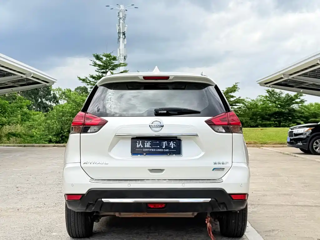 Nissan X-Trail 2017 2.0L CVT Comfort 2WD
