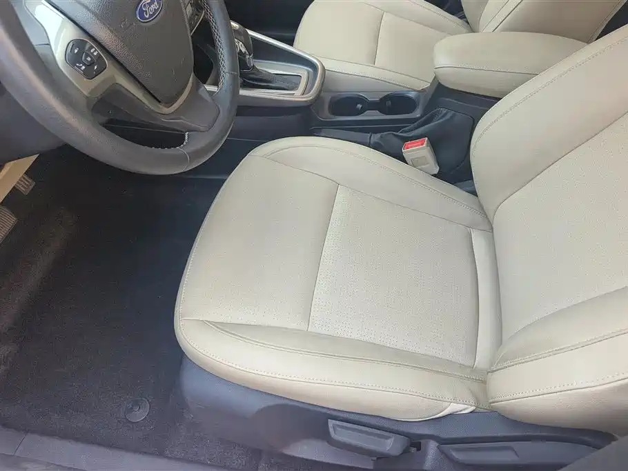 Ford Escort 2017 1.5L AT Fashion