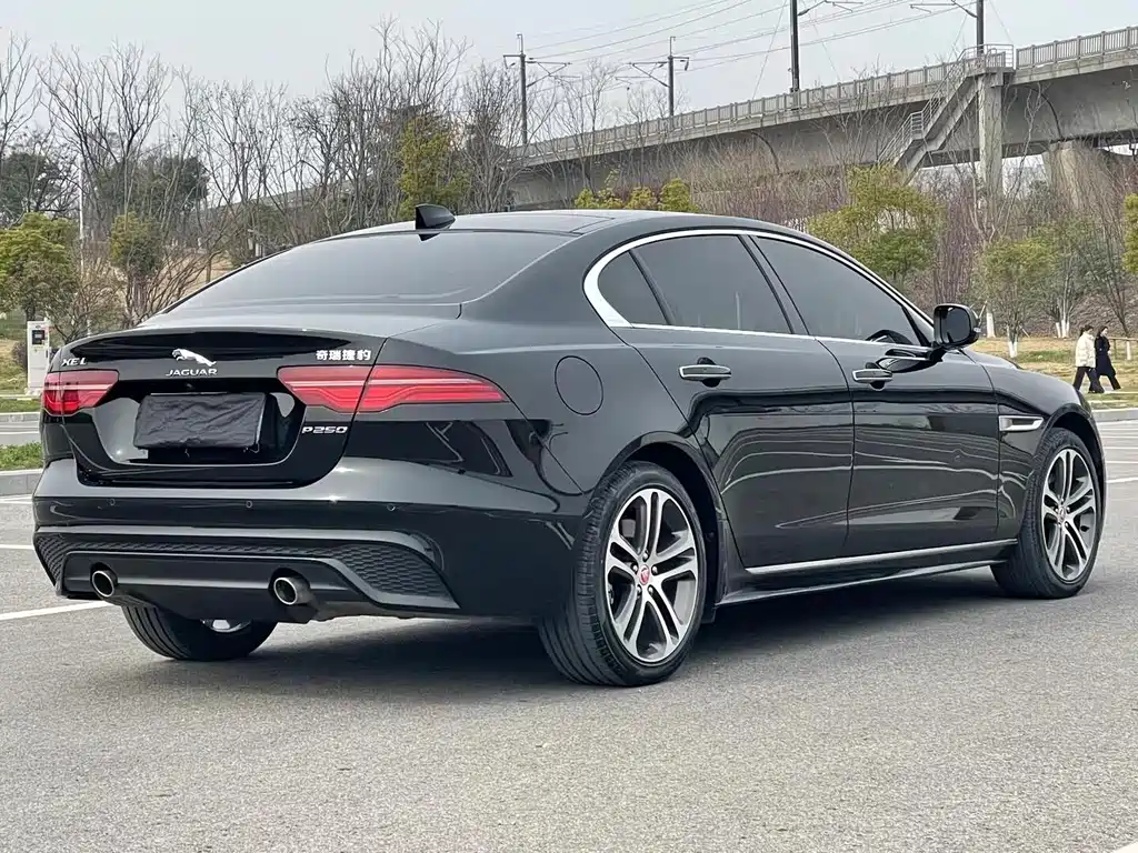 JAGUAR XEL