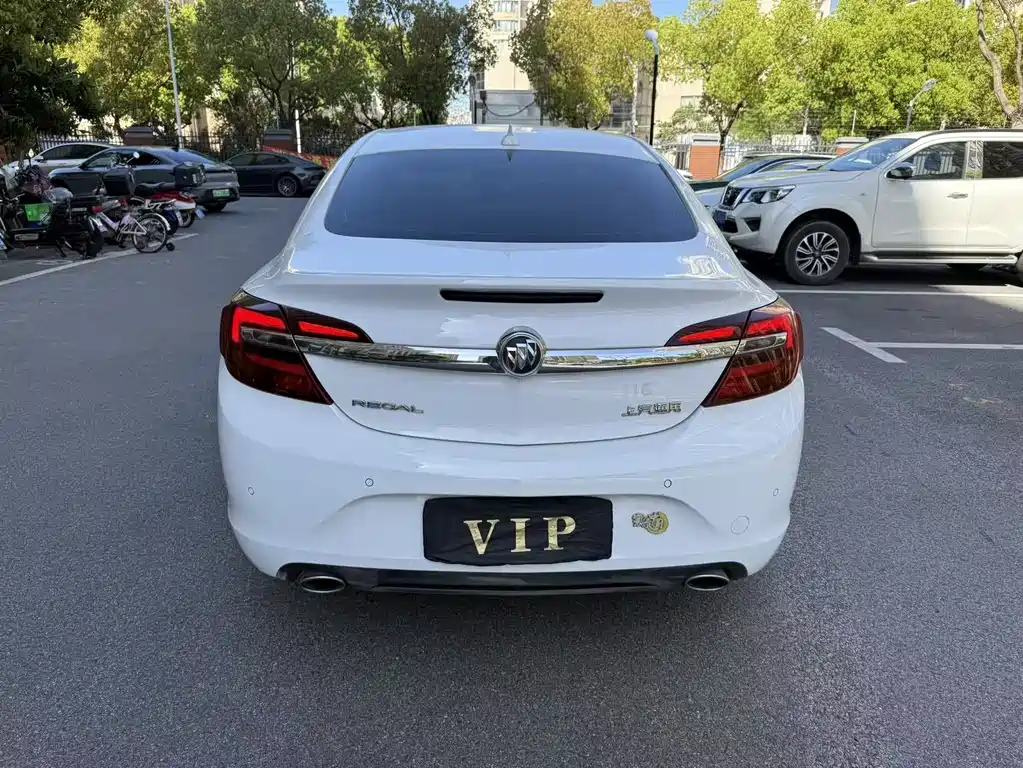 Buick Regal 2015 2.0L Lead Fashion