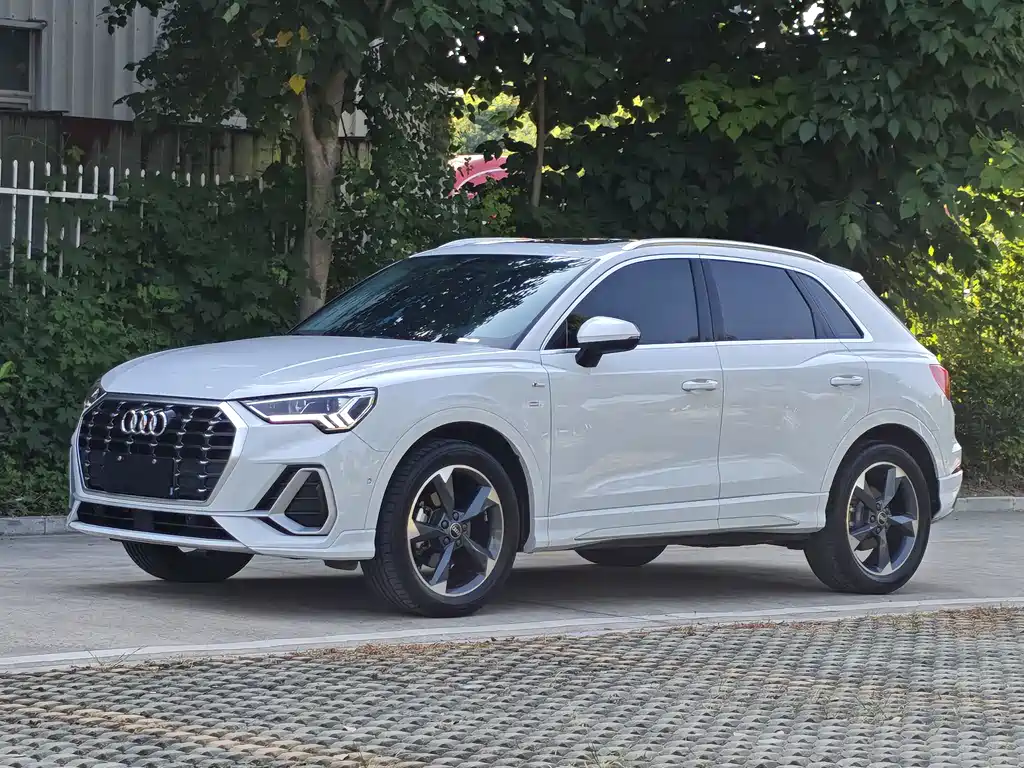 Audi Q3 2022 35 TFSI Fashion Dynamic Type