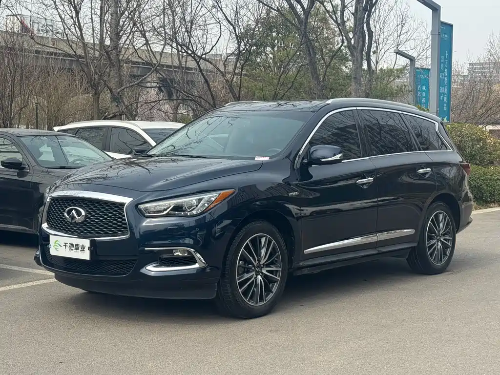 INFINITI QX60