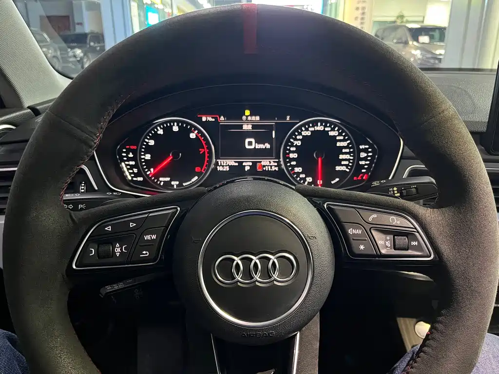 AUDI A4L