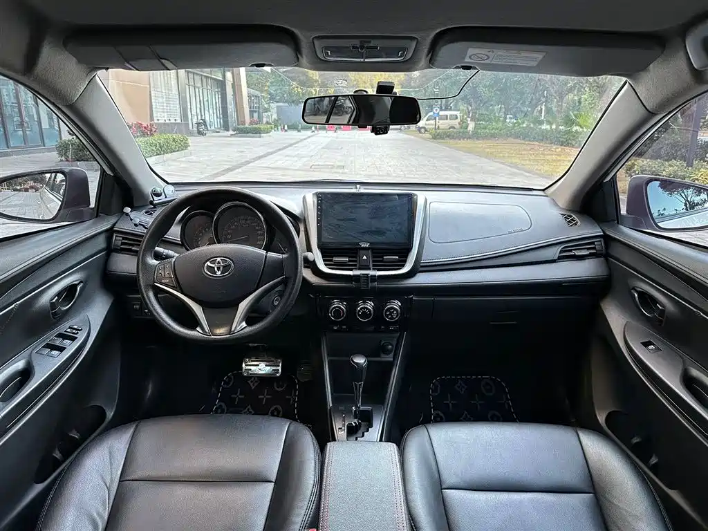TOYOTA VIOS