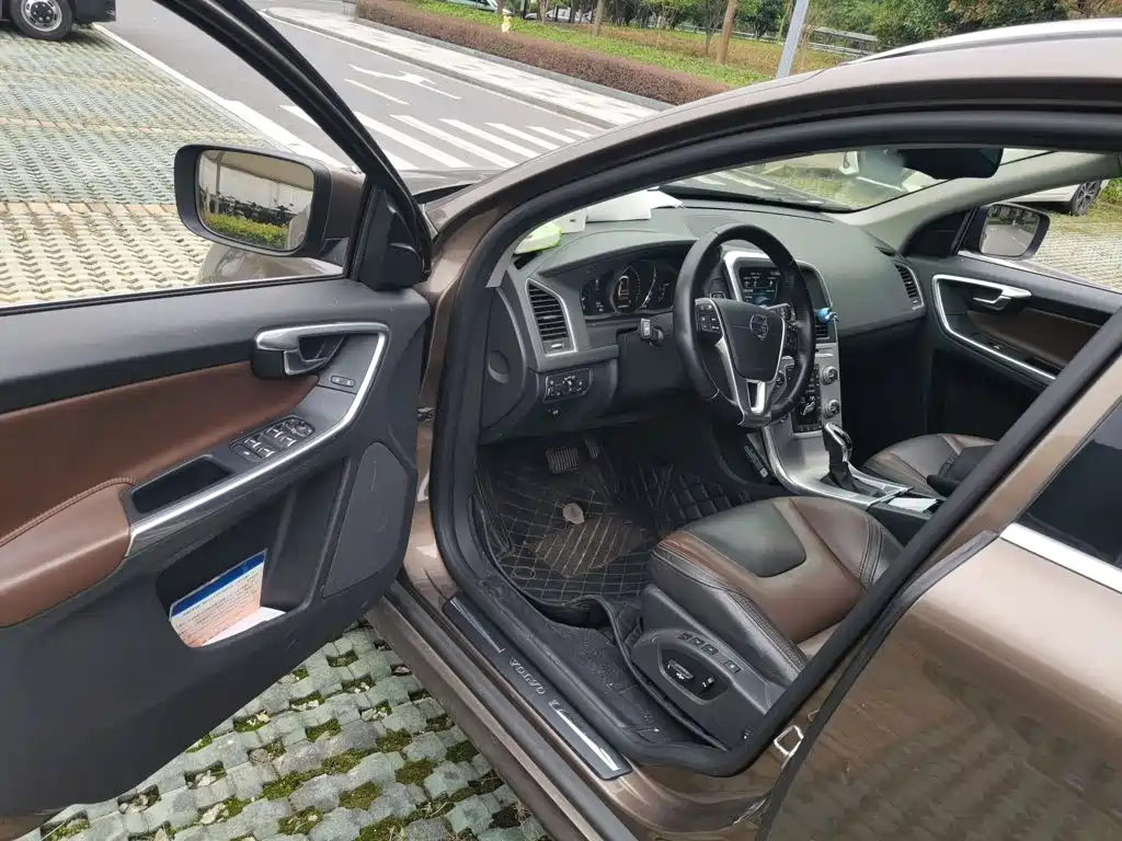 Volvo XC60 — миниатюра 14