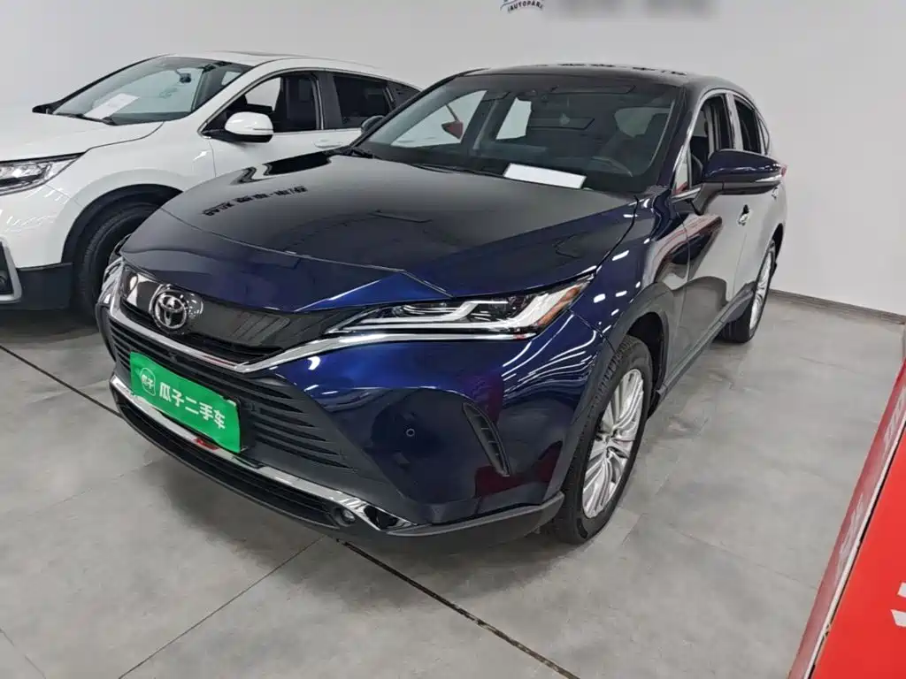 Toyota Harrier — миниатюра 2