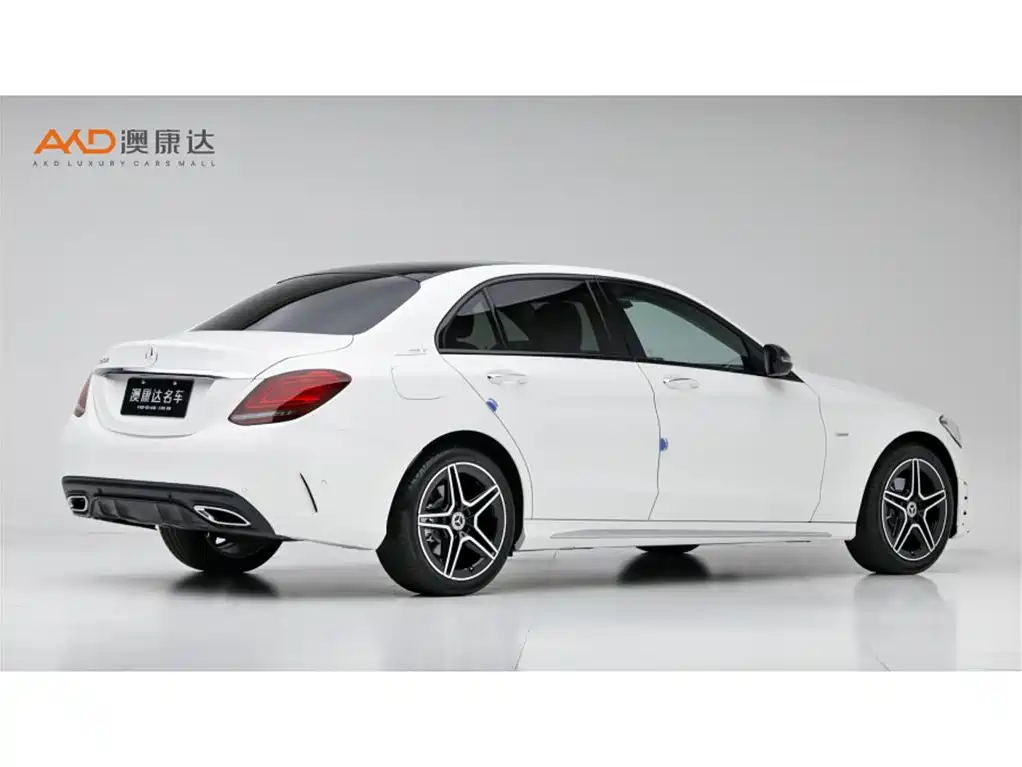 Mercedes-Benz C-Class — миниатюра 3
