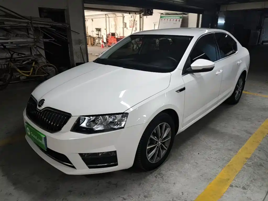 Skoda Octavia 2017 1.6L Manual Innovation Edition