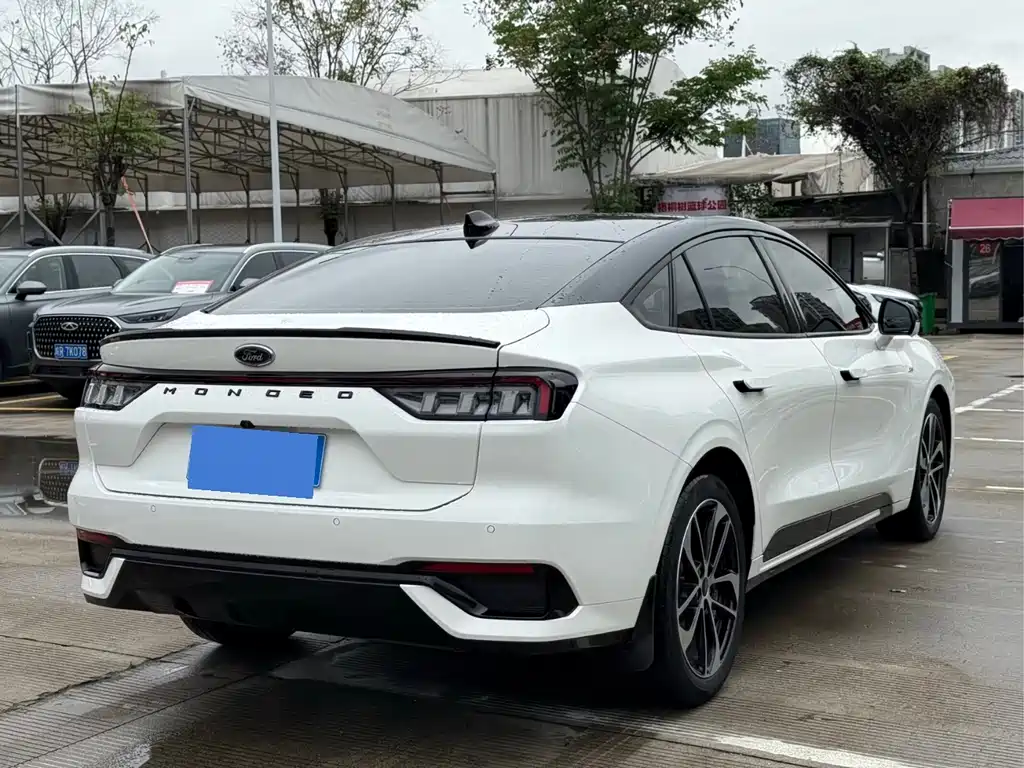 Ford Mondeo 2023 EcoBoost 245 Luxury