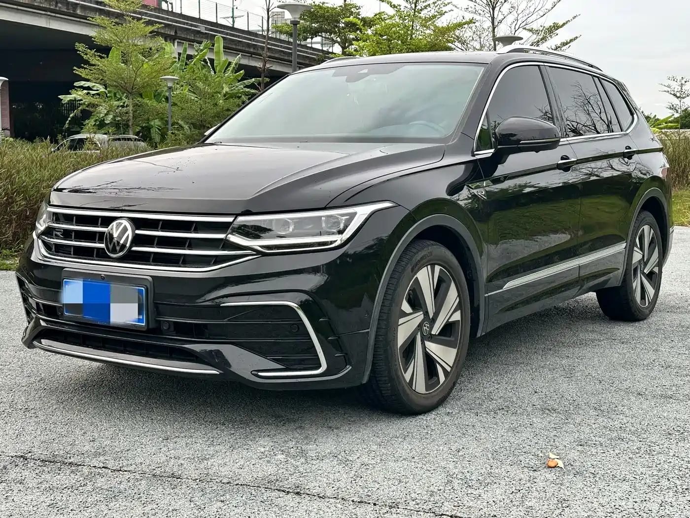 途观L 2023款 改款 330TSI 自动两驱R-Line越享版 2023