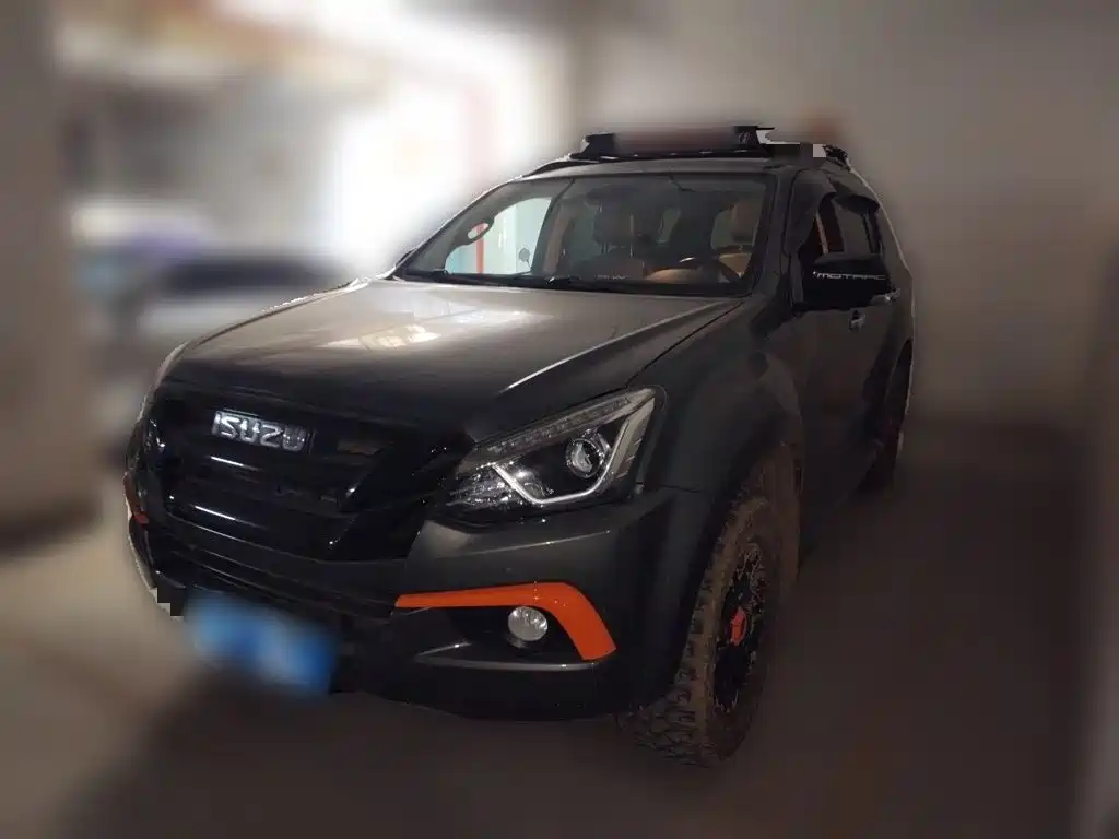 Isuzu MU-X