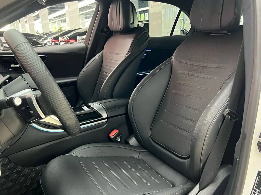Mercedes-Benz C-Class C 2025 C 260 L Sport