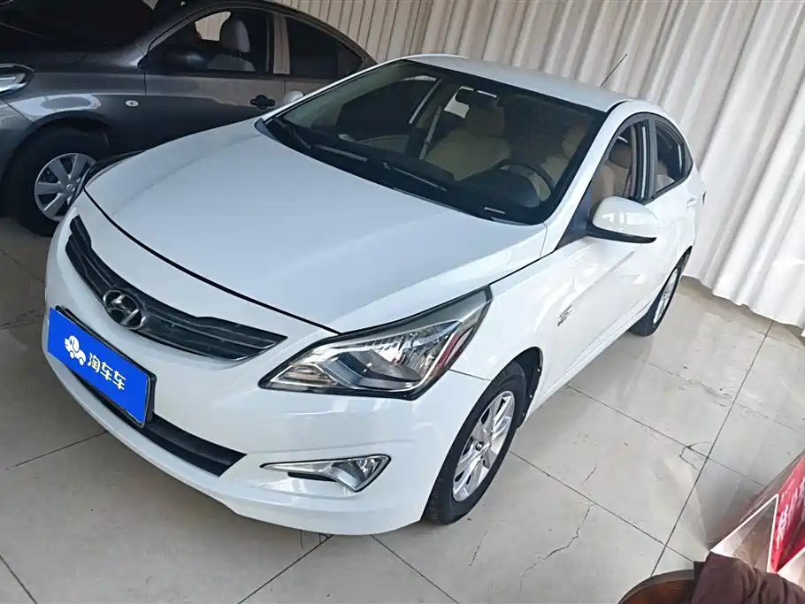 Купить Hyundai Verna
