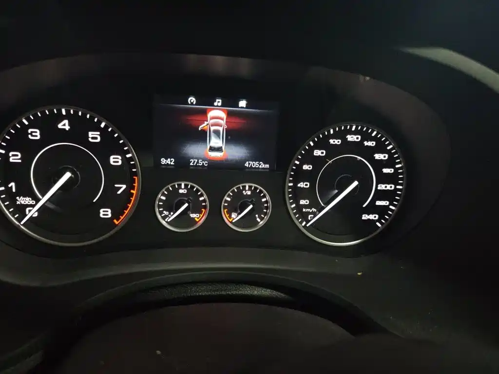 Borgward BX5 — миниатюра 5