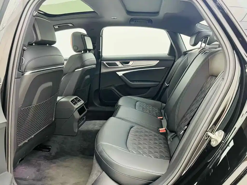 Audi A6L — миниатюра 9