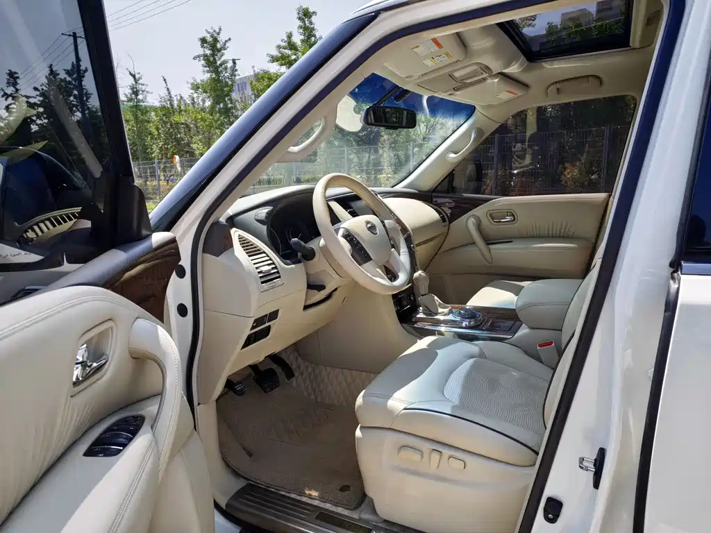 Nissan Patrol 2017 5.6L