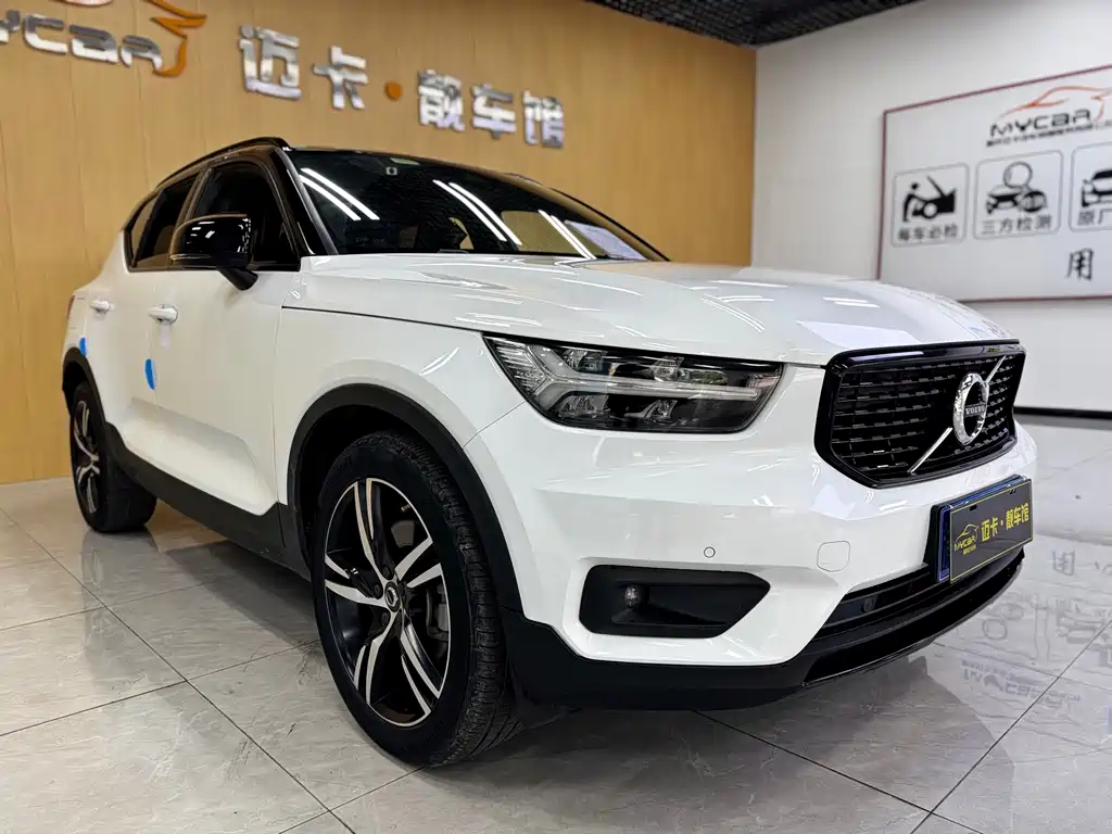 Volvo XC40 2020 T4 Sport