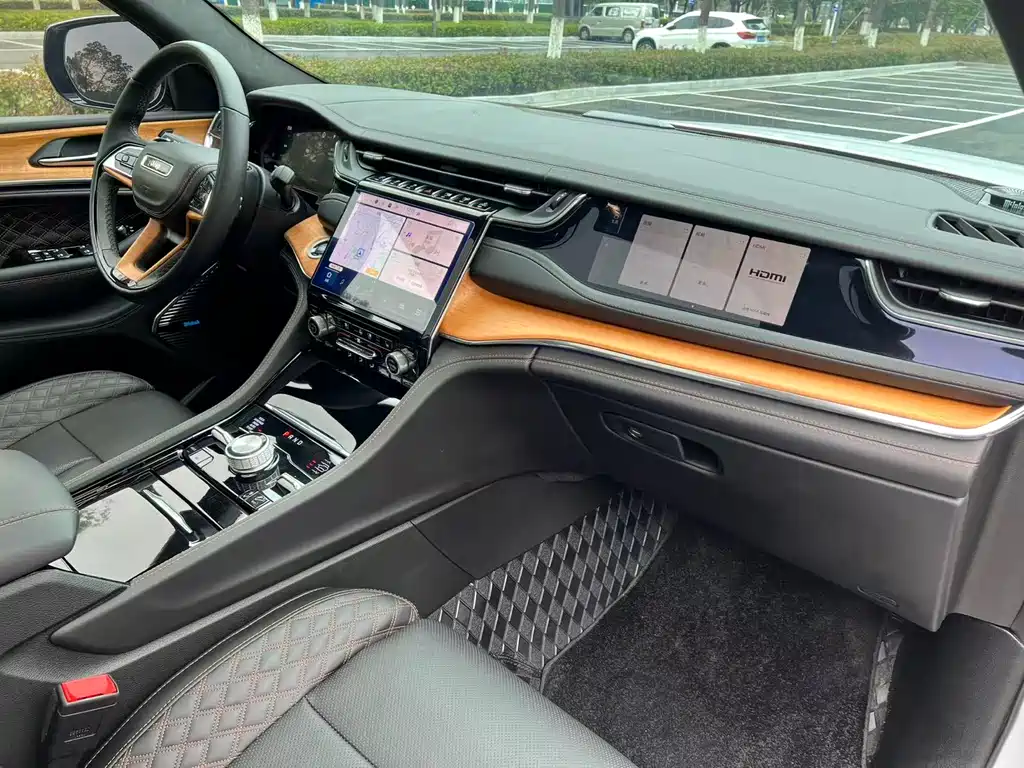 JEEP GRAND CHEROKEE 4XE