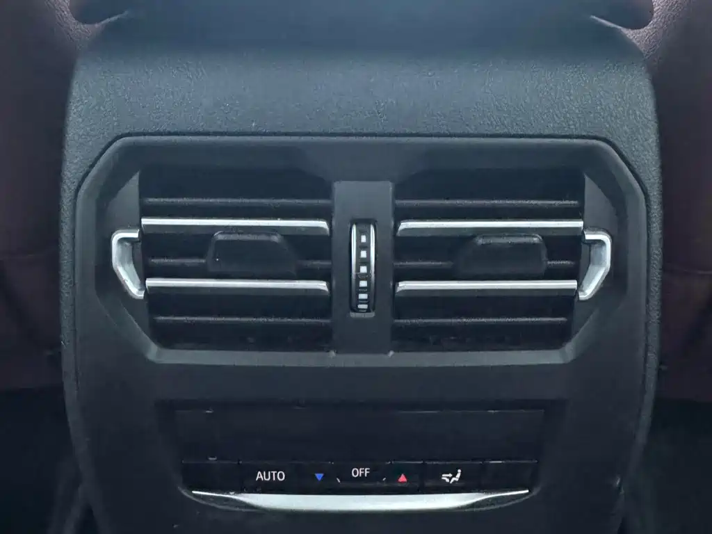 BMW 3 Series — миниатюра 16