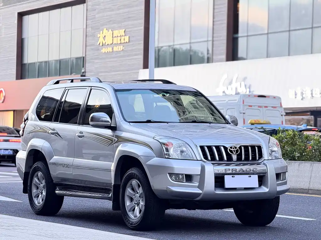 Toyota Land Cruiser Prado 2006 4.0L AT VX NAVI
