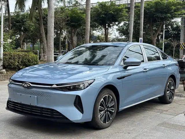 chery fengyun-a8