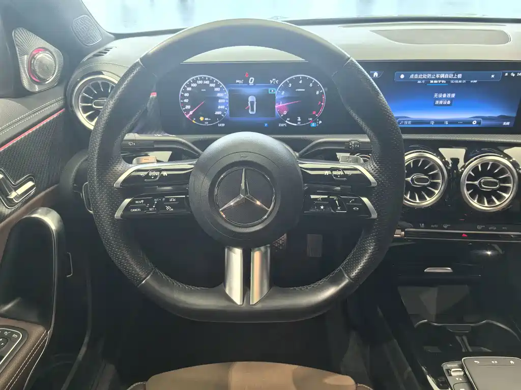 Mercedes-Benz A-Class — миниатюра 9