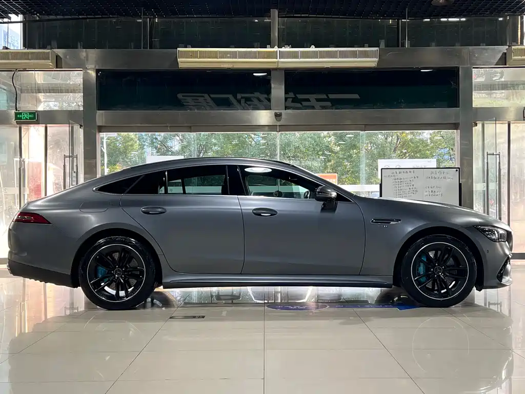 MERCEDES-BENZ AMG GT