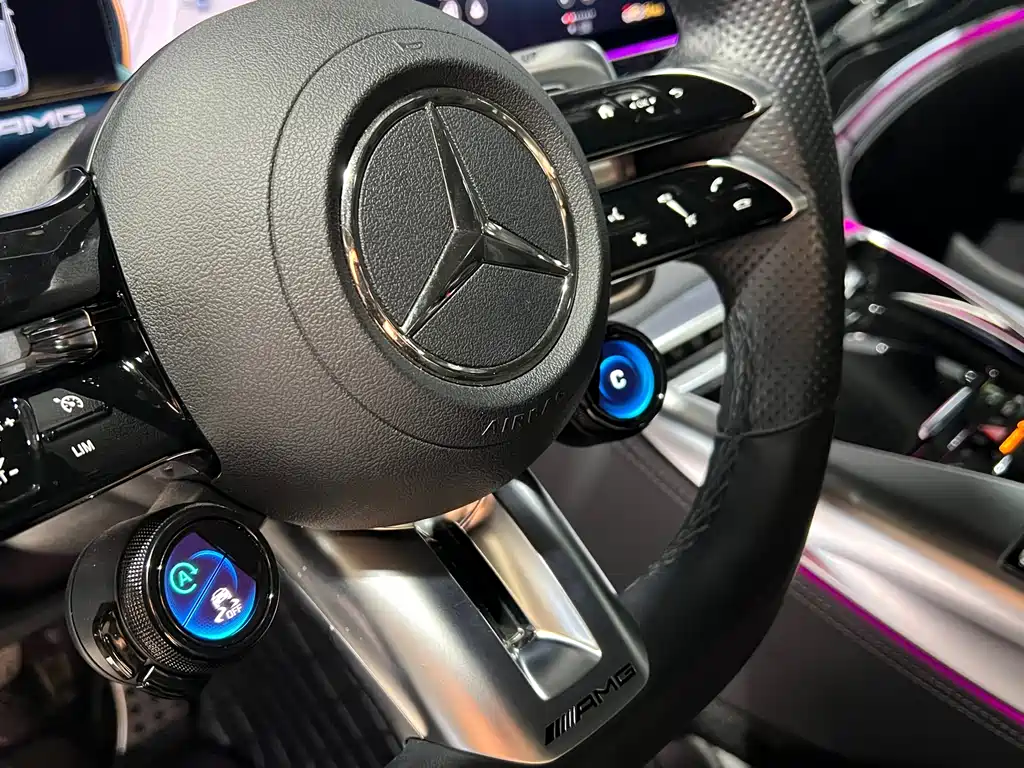 MERCEDES-BENZ AMG GT