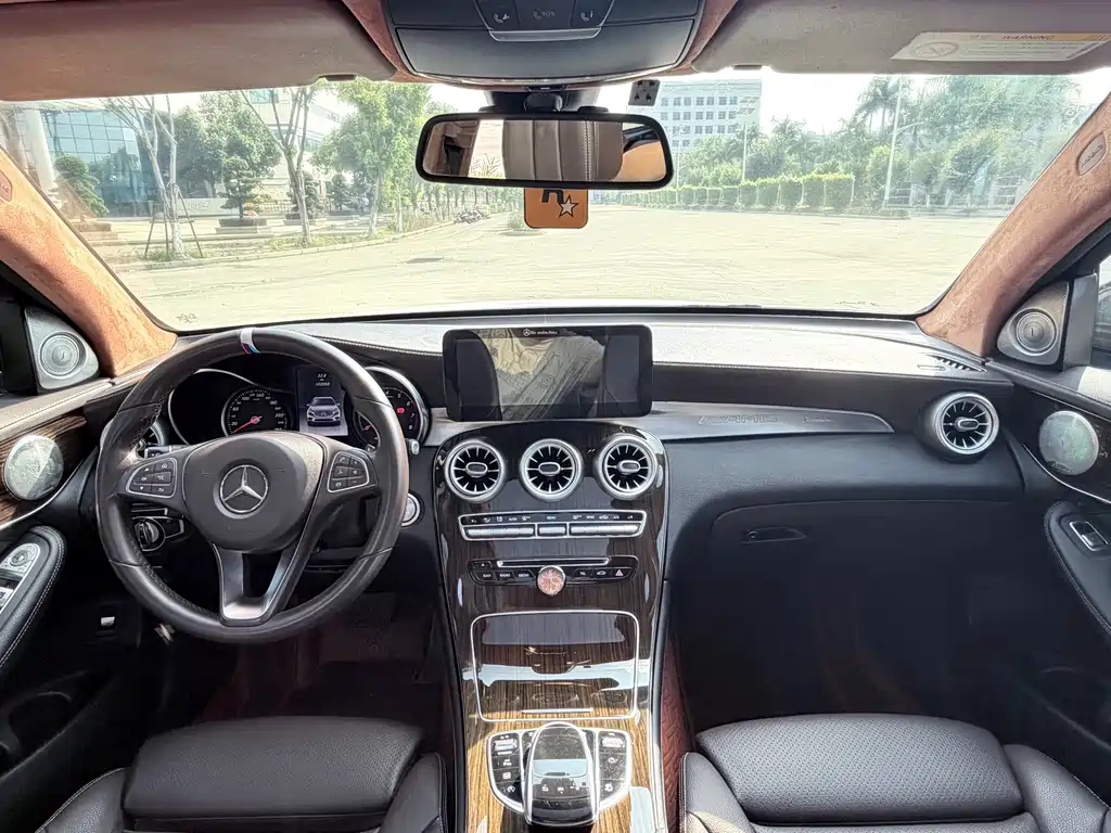 Mercedes-Benz GLC — миниатюра 5