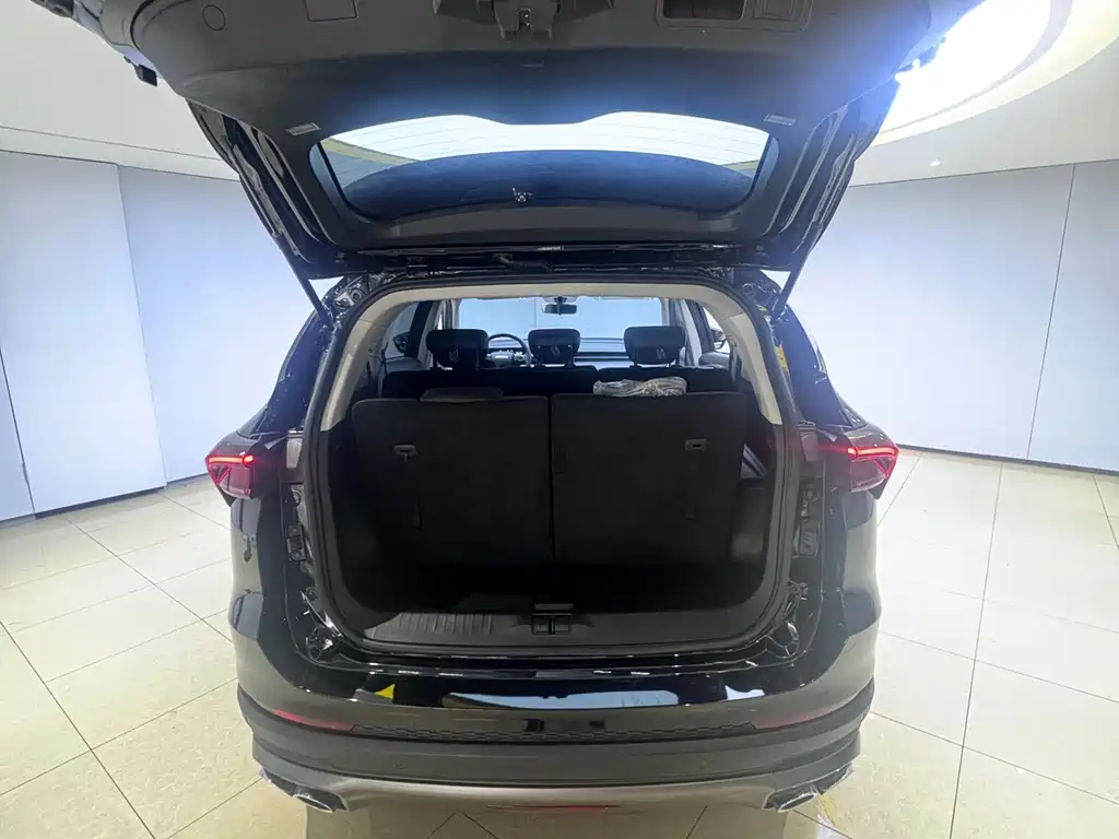 JETOUR X70 PLUS 2023 1.5T DCT Warrior PLUS 7 мест