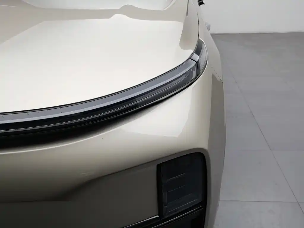 Li Auto Li L8 — миниатюра 7