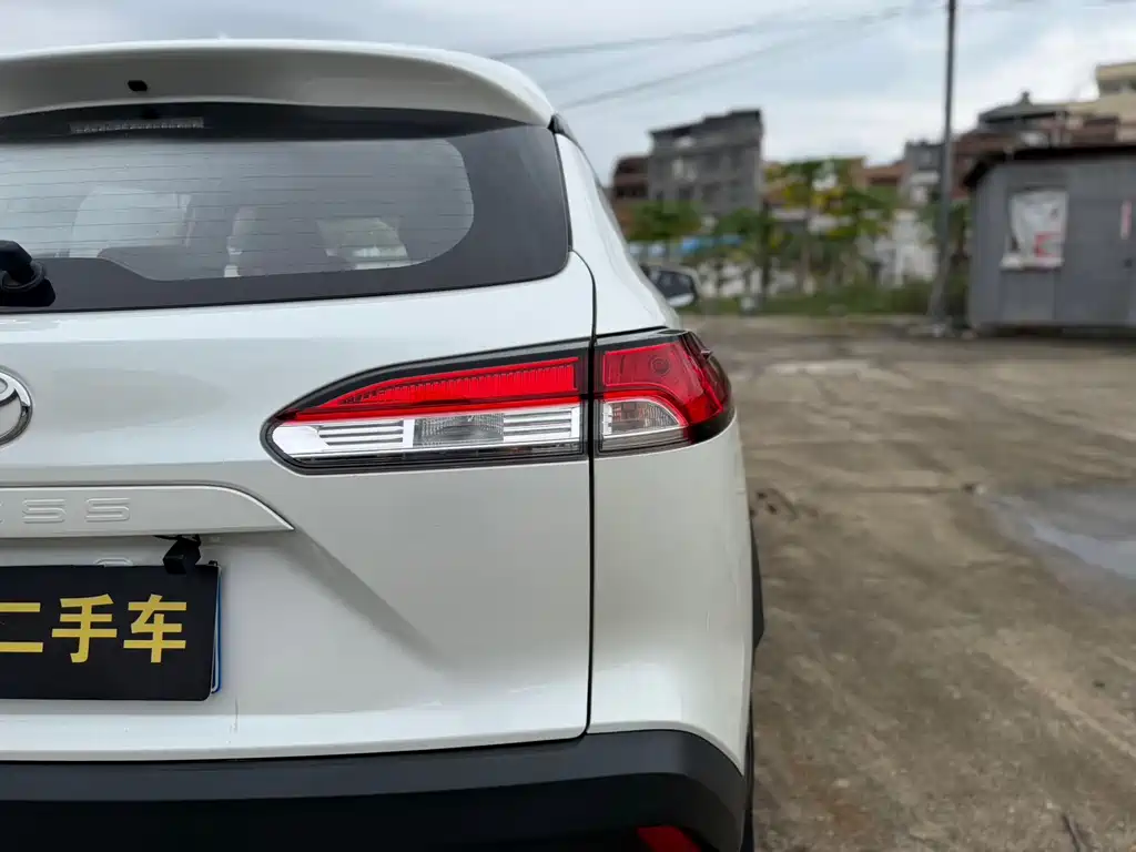 Toyota Corolla Cross — миниатюра 16