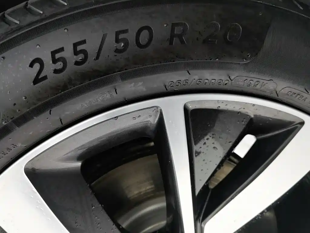 Li Auto Li L8 — миниатюра 24