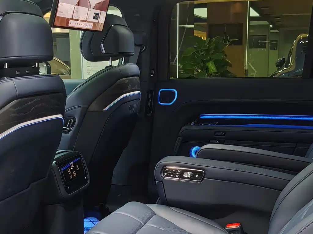 Zeekr 9X — миниатюра 9