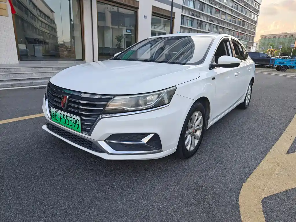 ROEWE  I6 NEW ENERGY