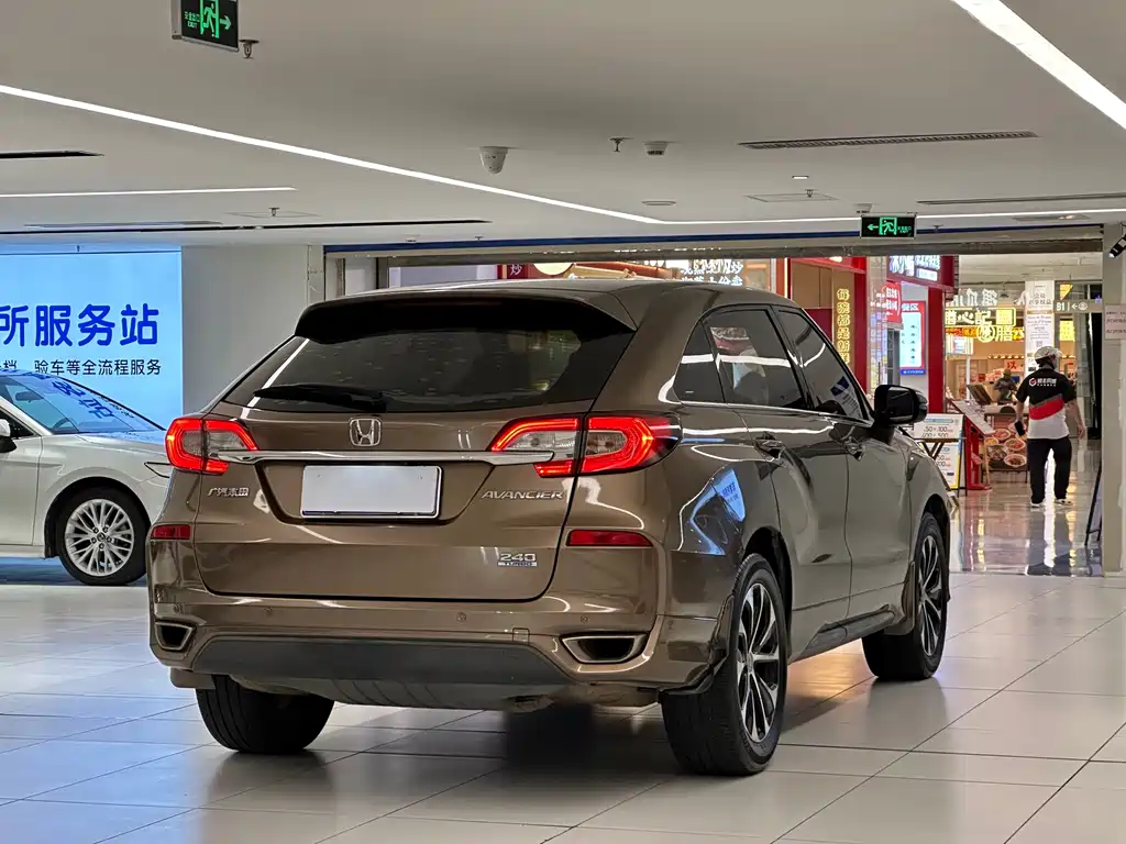 Honda Avancier — миниатюра 7