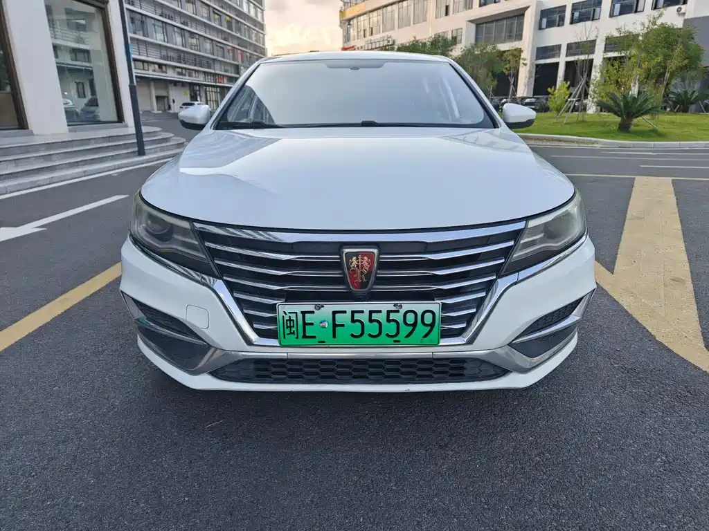 ROEWE  I6 NEW ENERGY