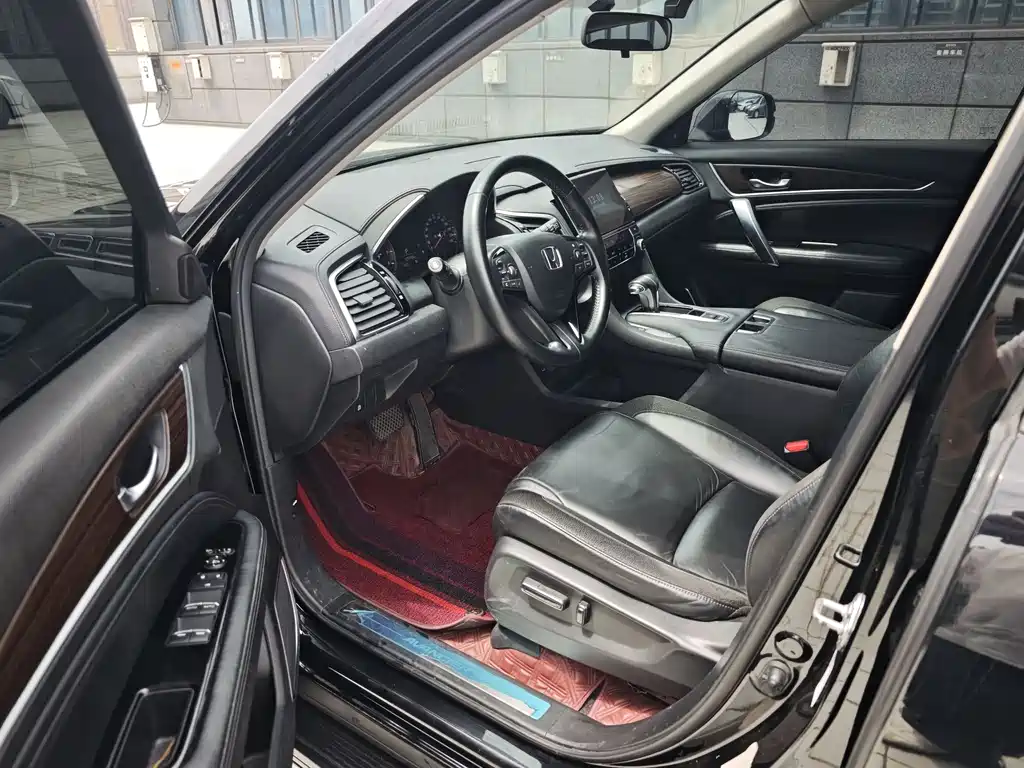 Honda Avancier 2017 240TURBO Luxury