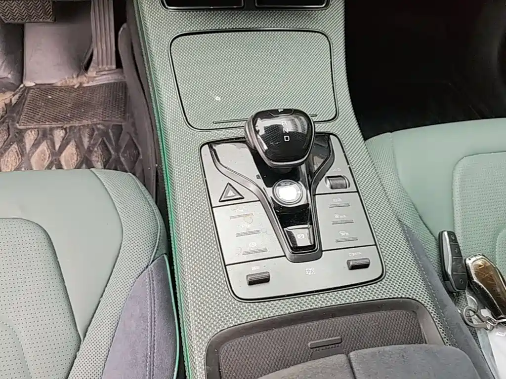 BYD Han — миниатюра 14