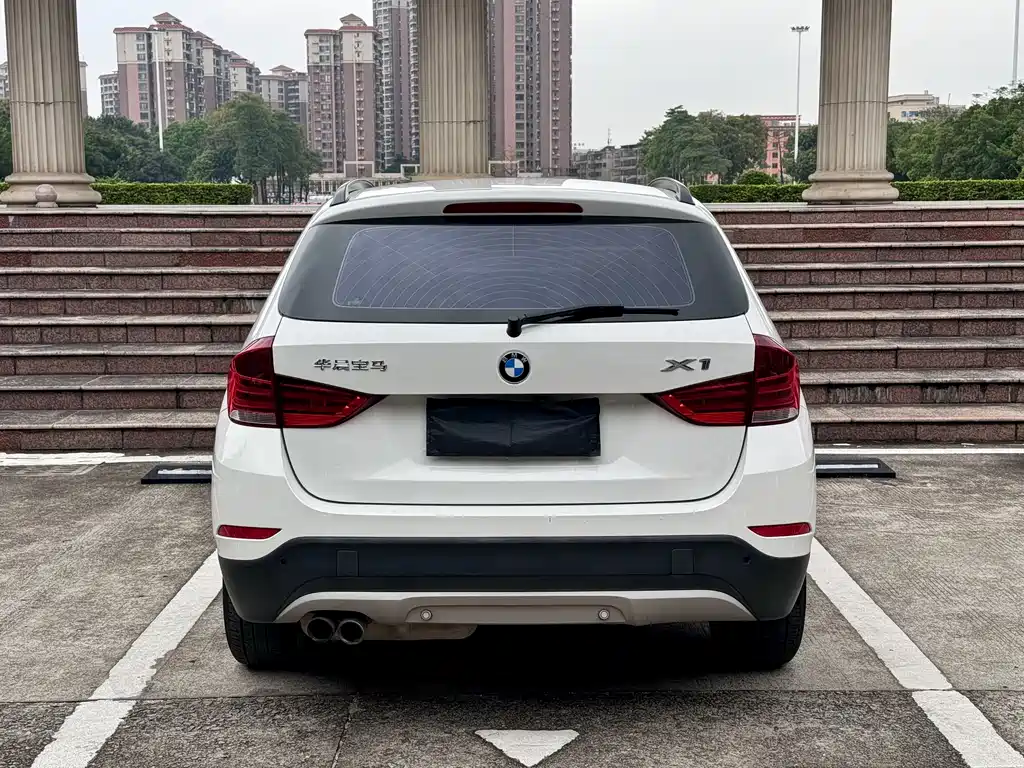 BMW X1 2015 sDrive18i Fashion