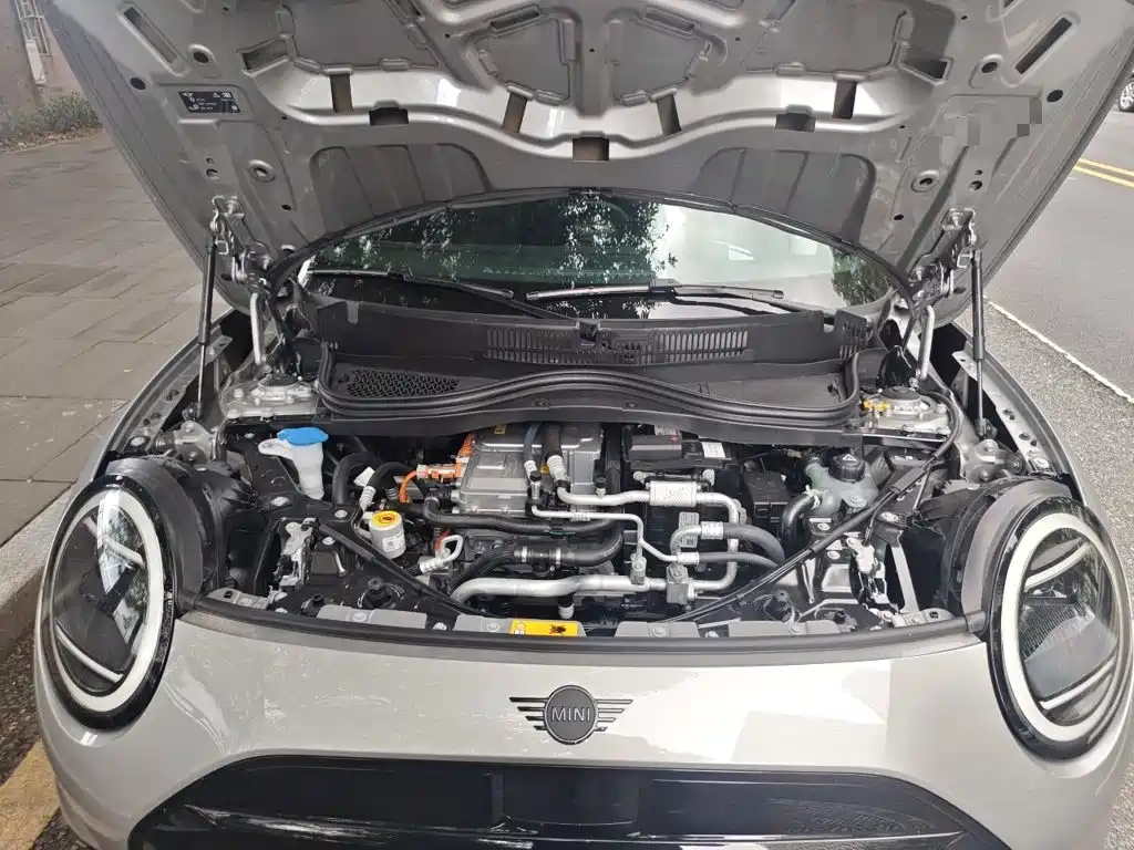 MINI Электрический Mini JCW — миниатюра 21